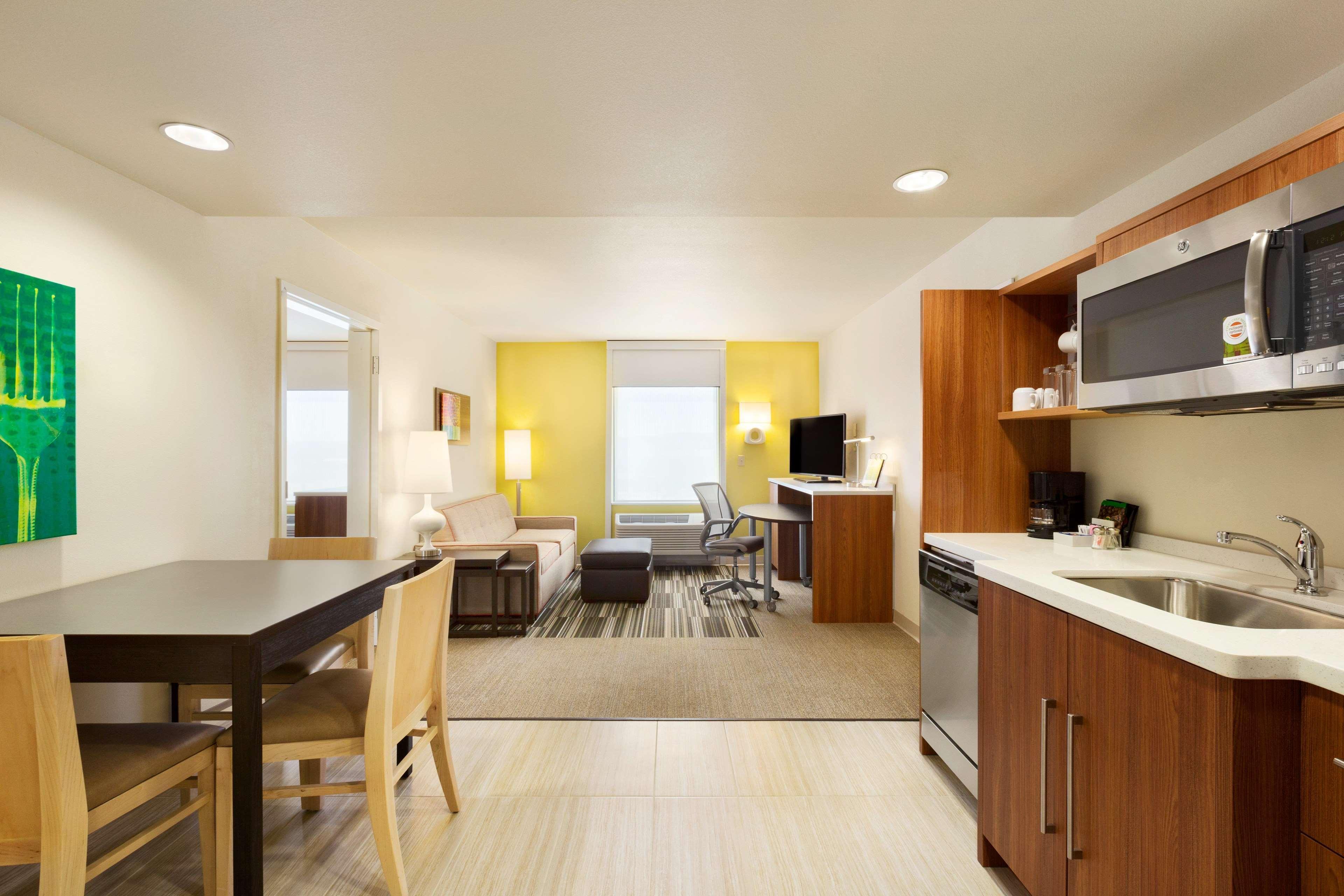 Home2 Suites By Hilton Farmington/Bloomfield Eksteriør billede