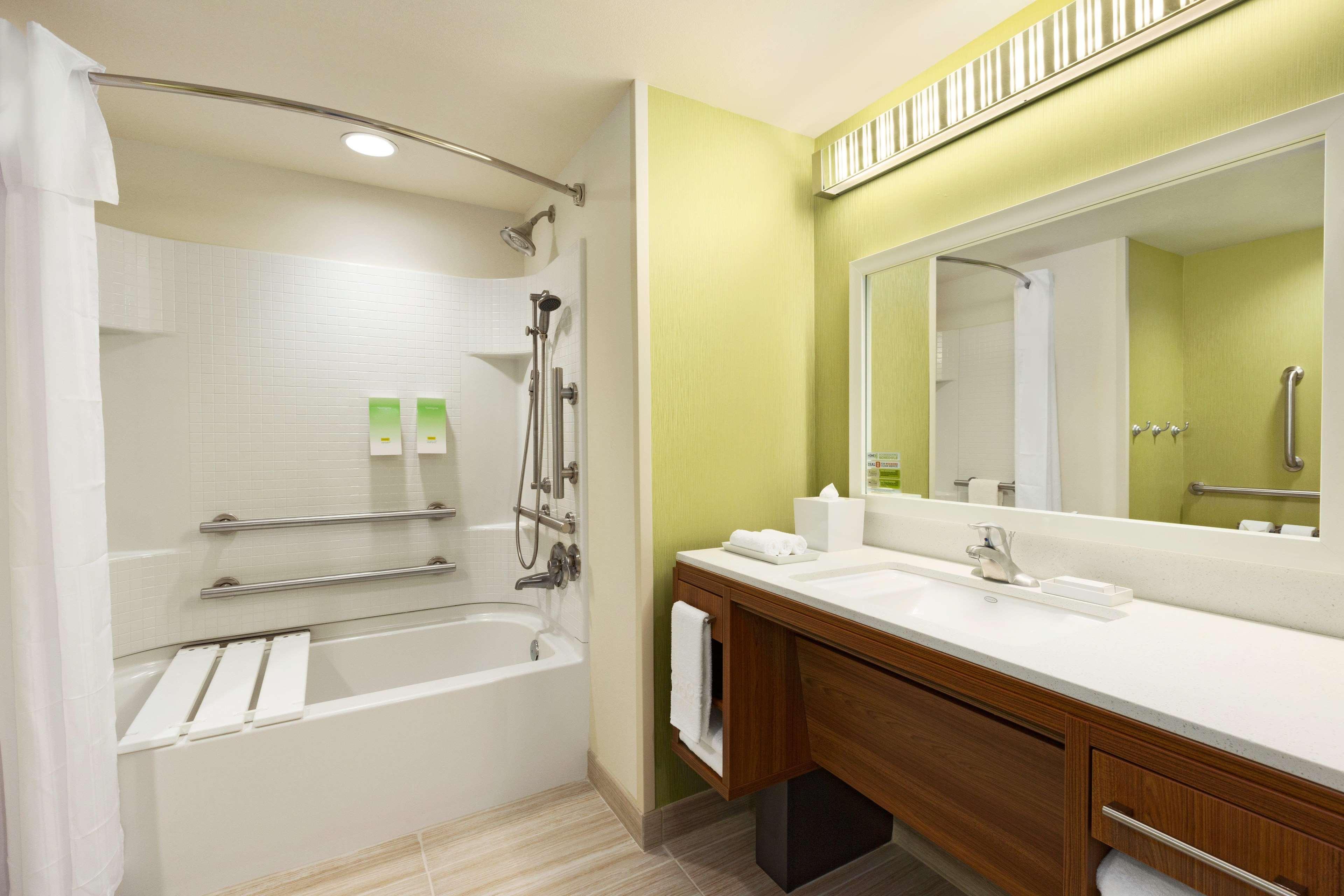 Home2 Suites By Hilton Farmington/Bloomfield Eksteriør billede